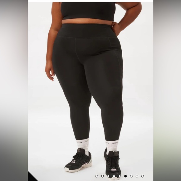 Girlfriend Collective - Black Compressive High-Rise Legging - Picture 5 of 9